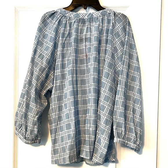 Primark light blue plaid print blouse - Picture 2 of 6